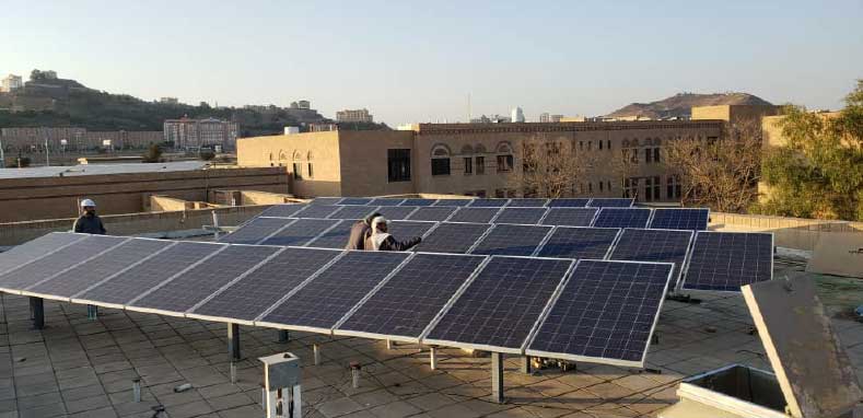تركيب نظام شمسي كامل لنظام التبريد لمركز الأصول الوراثية كلية الزراعة ، جامعة صنعاء